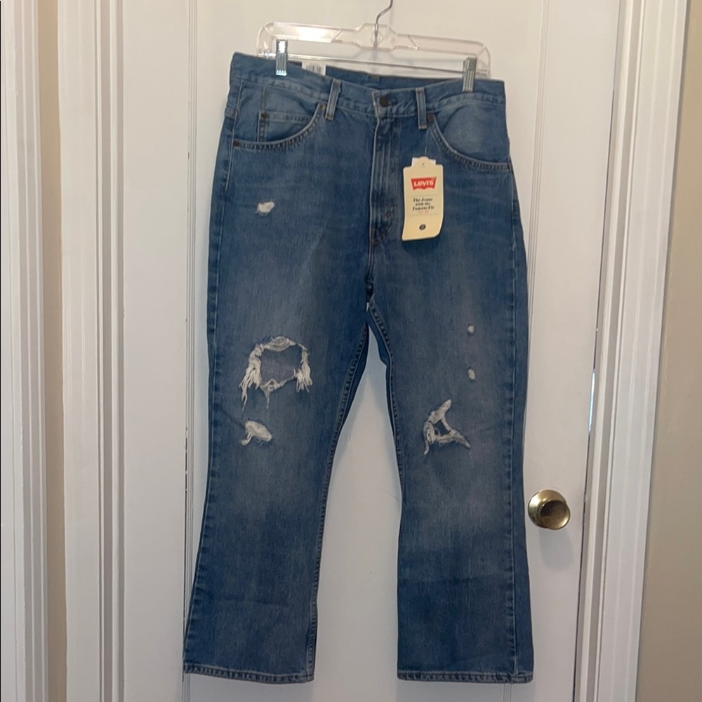 [levi’s] Women’s 517 Bootcut Cropped Jeans